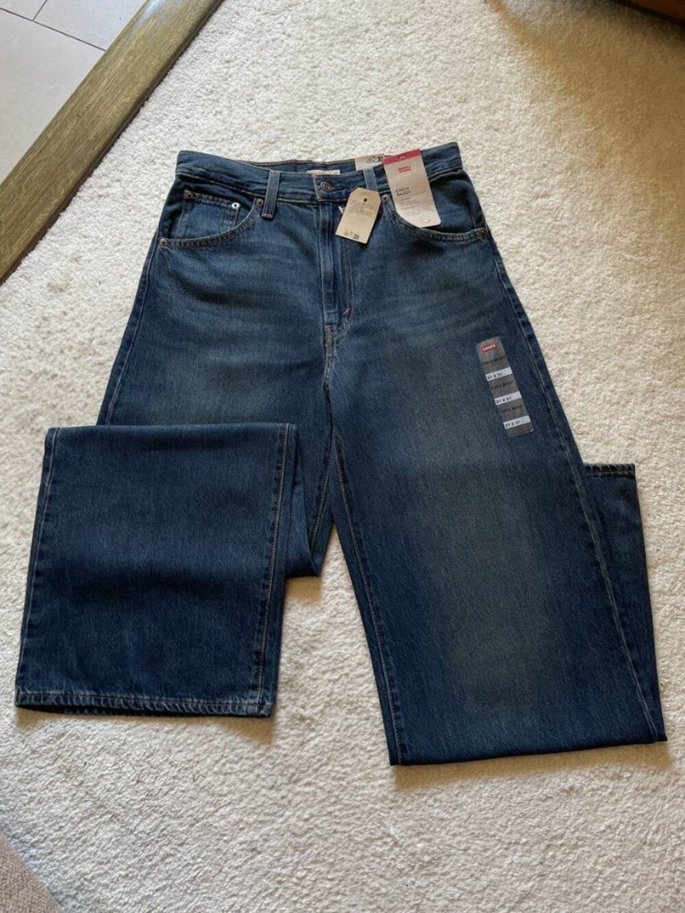 NWT Levi's Cinch Baggy High Rise Women's Jeans Size 27/31
